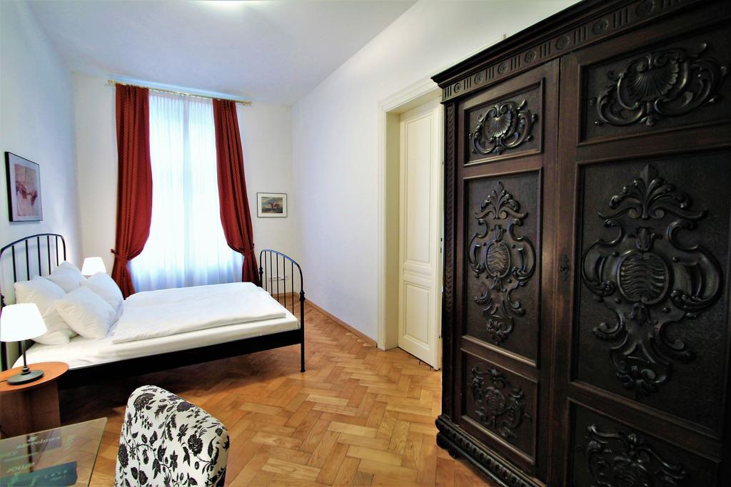 Residence Salvator - By Prague City Apartments Buitenkant foto